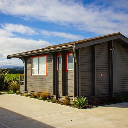 Little Wanganui Hotel Luaran gambar